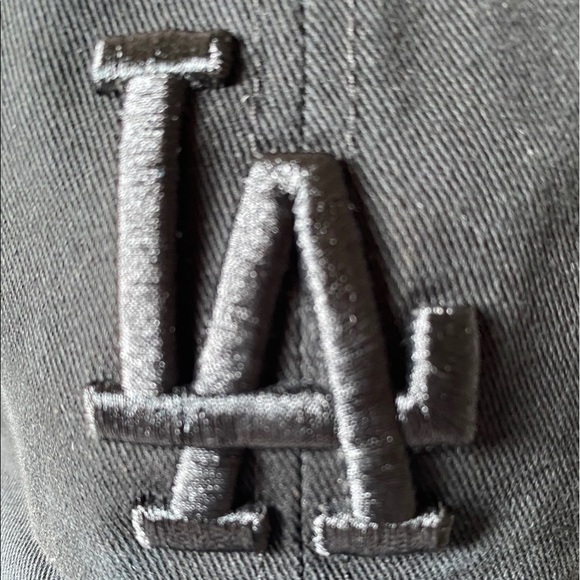 Los Angeles Dodgers Cap - Picture 10 of 12